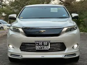 Toyota Harrier 2016 White