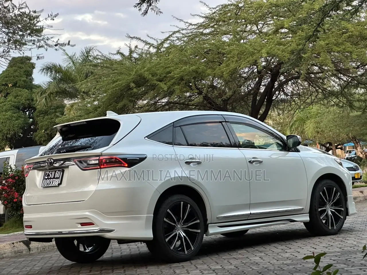 Toyota Harrier 2016 White