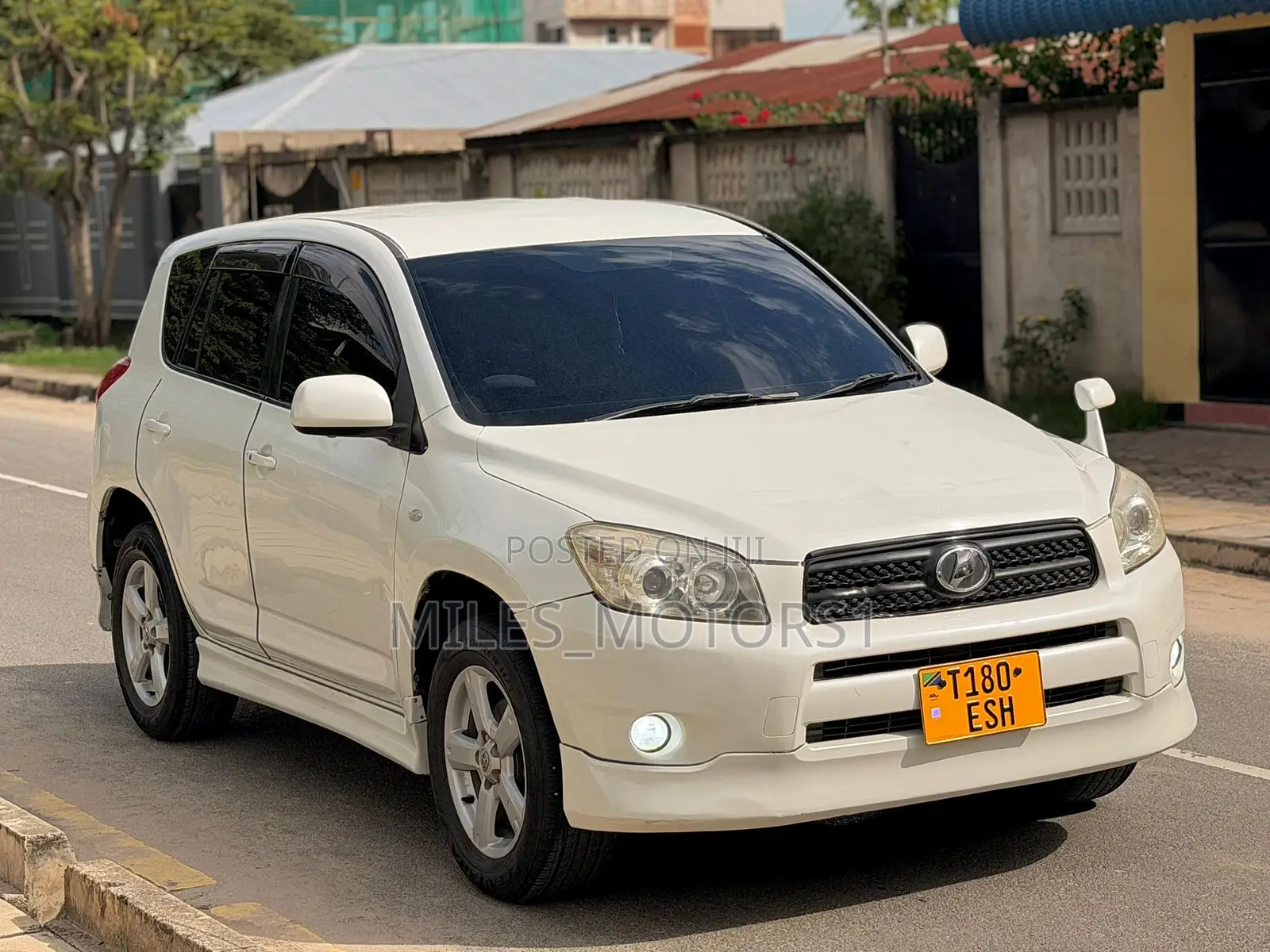 Toyota RAV4 2008 White