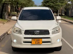 Toyota RAV4 2008 White