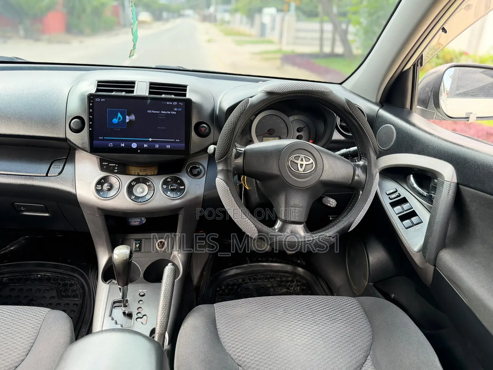 Toyota RAV4 2008 White