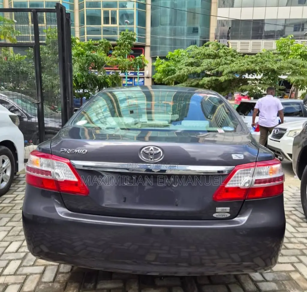 Toyota Premio 2013 Gray