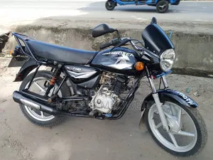Bajaj Boxer 125 2024 Black