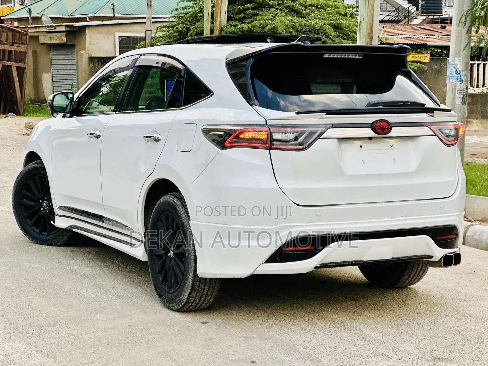 Toyota Harrier 2.0 Turbo GR Sport 2017 White