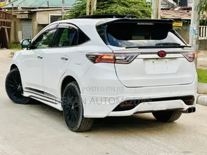 Toyota Harrier 2.0 Turbo GR Sport 2017 White