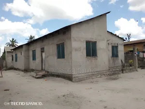 5bdrm House in Tanzania Daresalaam, Ilala for sale