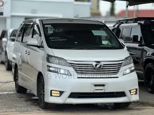 Toyota Alphard 2.4 Petrol FWD 2010 White