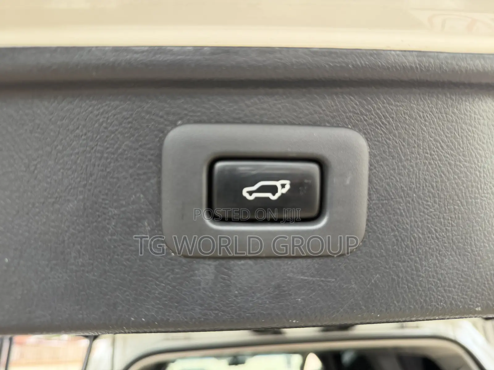 Toyota Alphard 2.4 Petrol FWD 2010 White