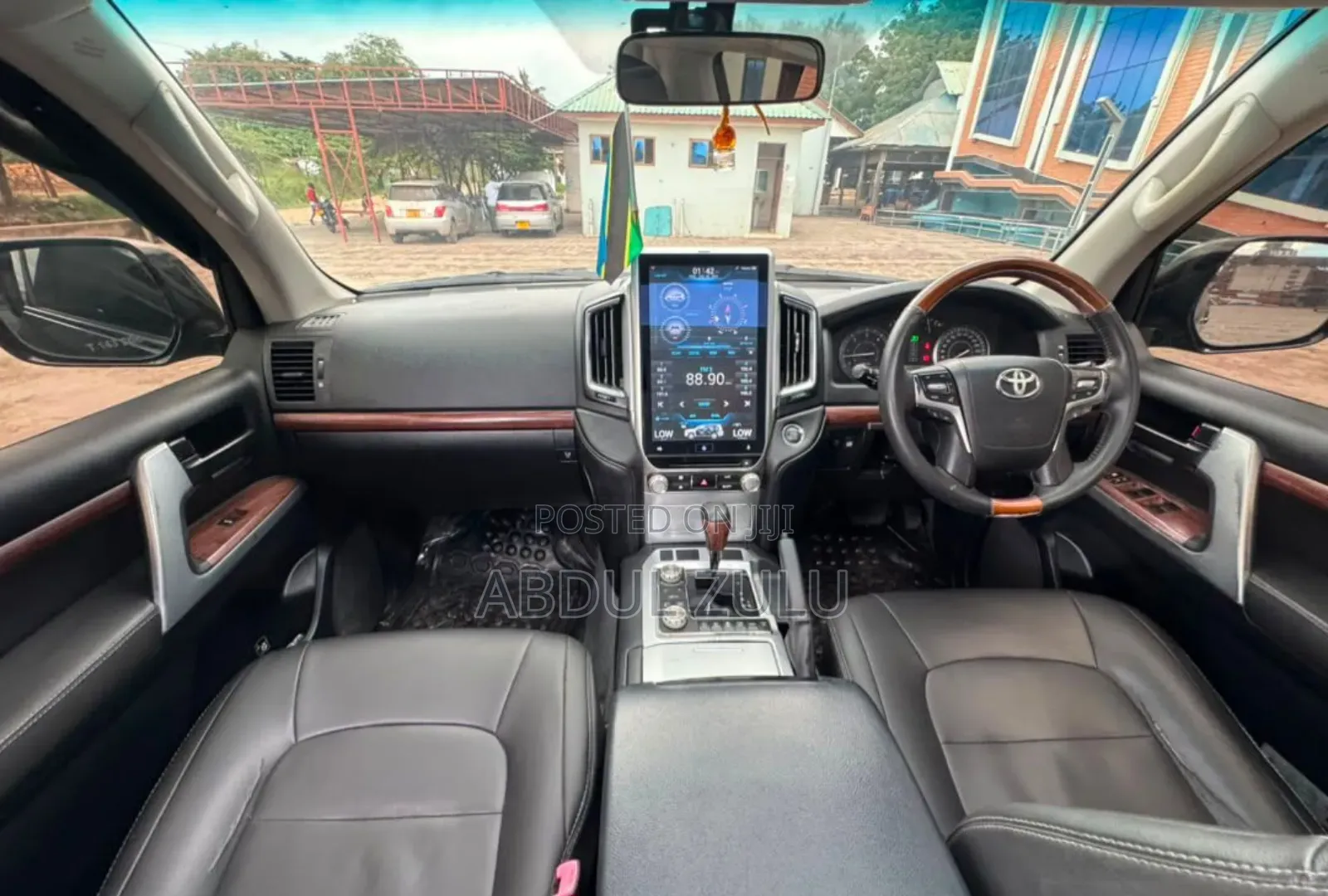 Toyota Land Cruiser 2011 Black