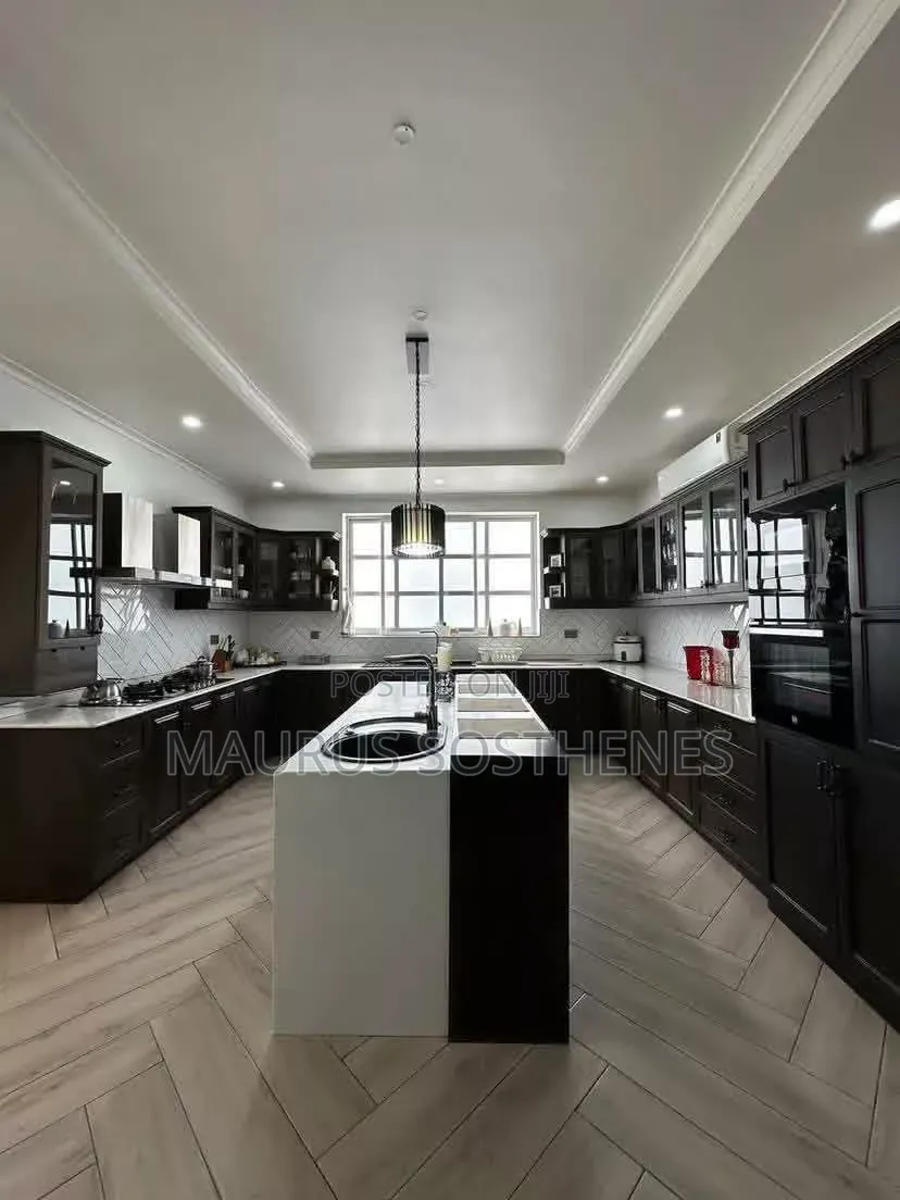 Furnished 5bdrm Villa in Mikocheni for rent