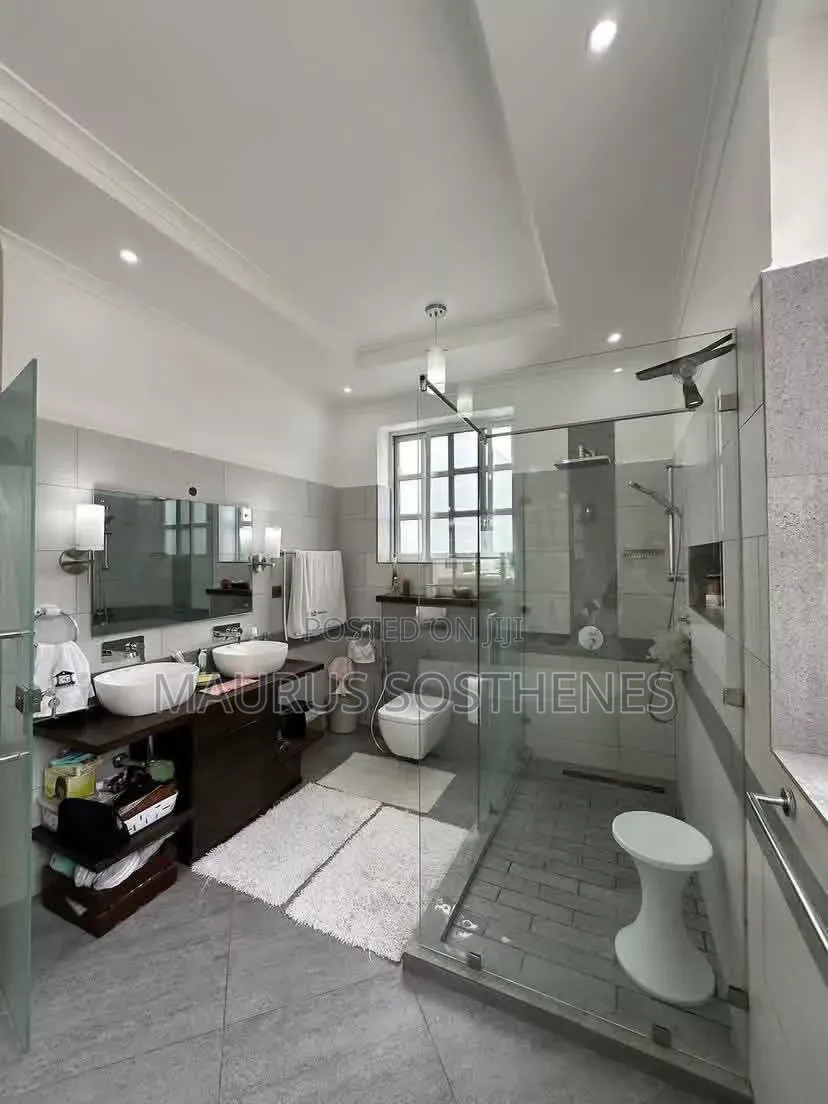 Furnished 5bdrm Villa in Mikocheni for rent