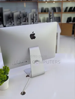 Desktop Computer Apple iMac 16GB Intel Core i5 SSD 256GB