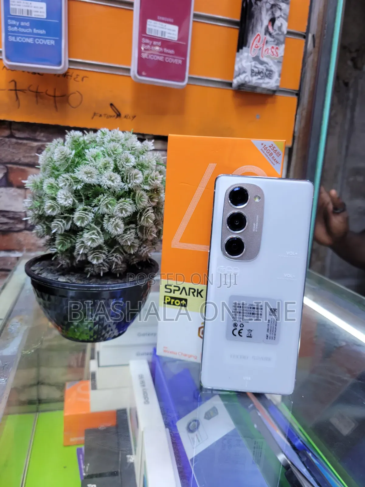 New Tecno Spark 40 Pro+ 256 GB White