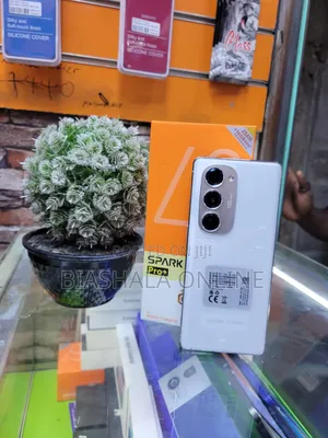 New Tecno Spark 40 Pro+ 256 GB White