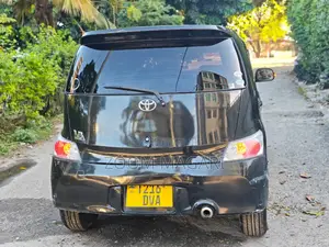 Toyota bB 2006 Black