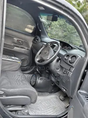 Toyota bB 2006 Black