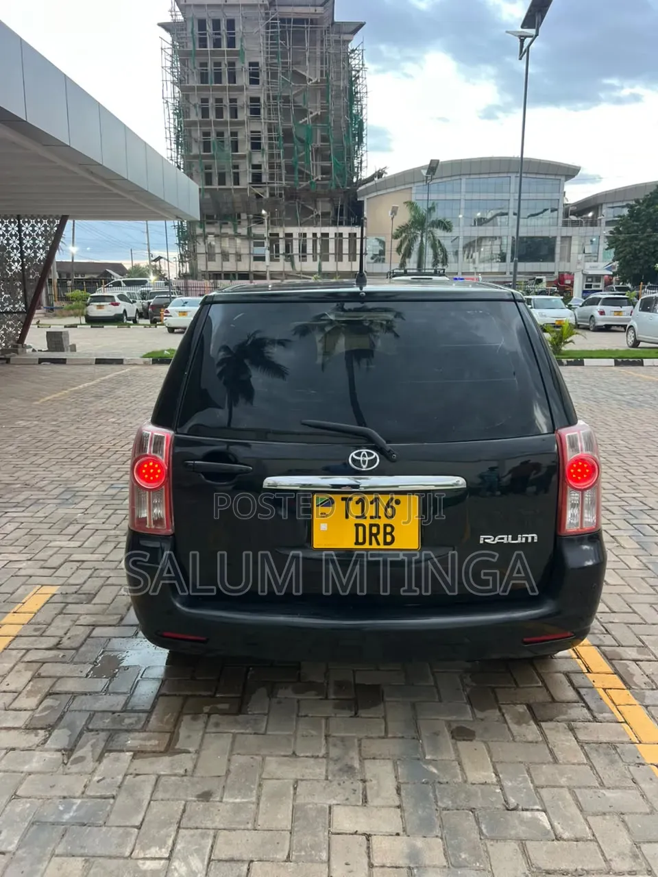 Toyota Raum 2010 Black