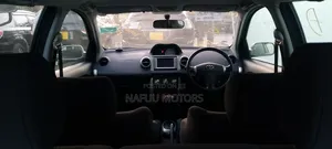 Toyota IST 2005 Silver