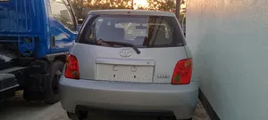 Toyota IST 2005 Silver