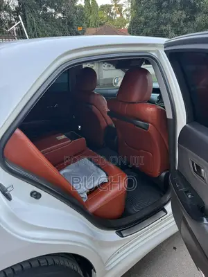 Toyota Crown 2009 White
