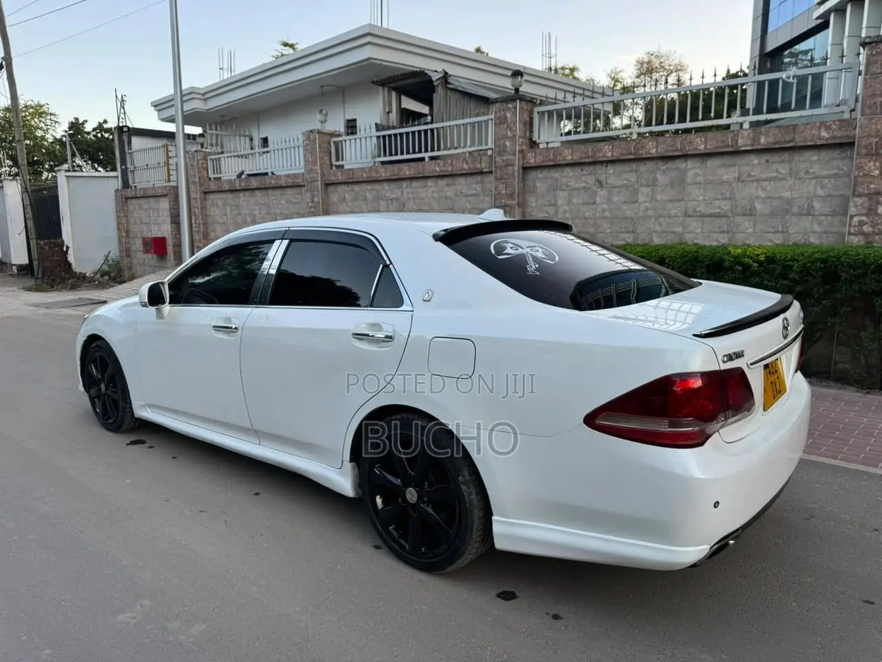 Toyota Crown 2009 White