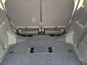 Toyota Sienta 2010 Gray