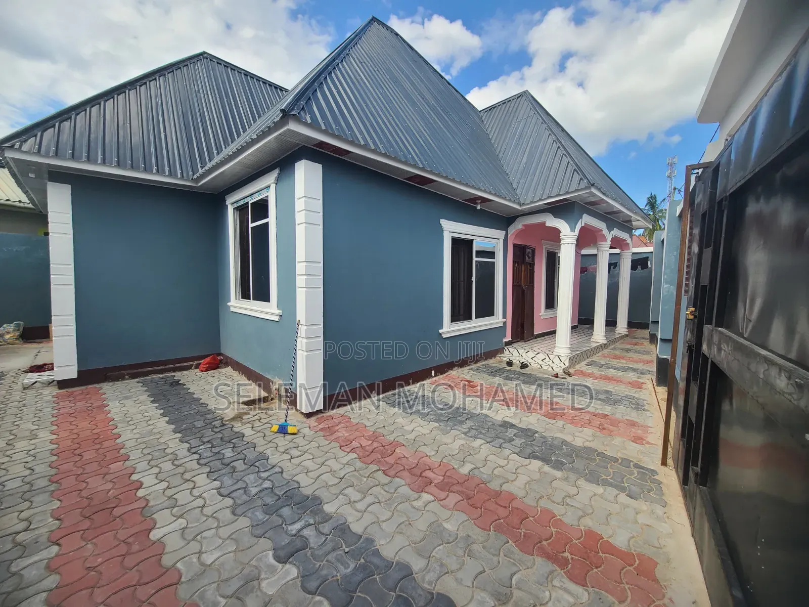 Furnished 3bdrm House in Biriani Real Estate, Chamazi for sale