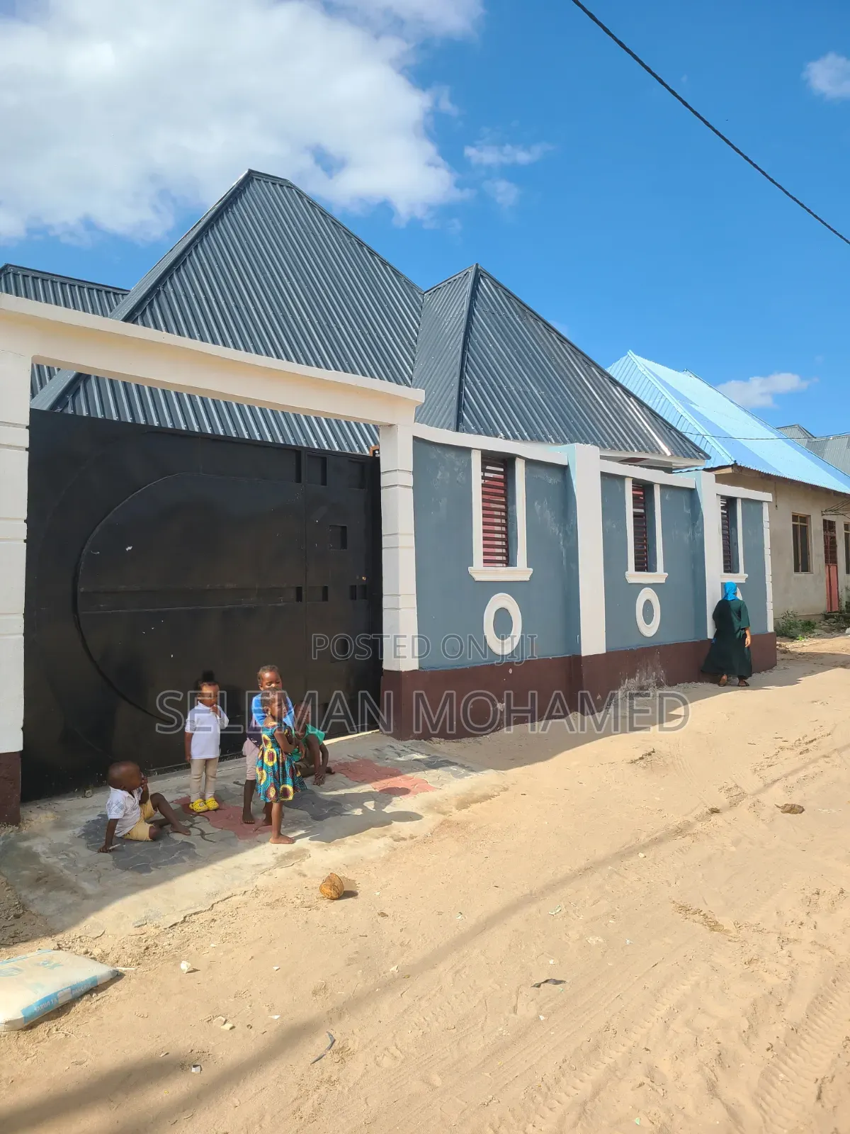 Furnished 3bdrm House in Biriani Real Estate, Chamazi for sale