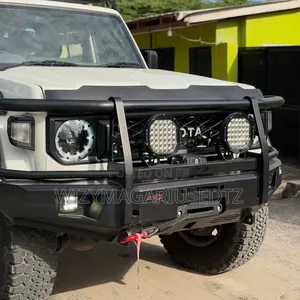Toyota Land Cruiser 76 Series 2025 Off white