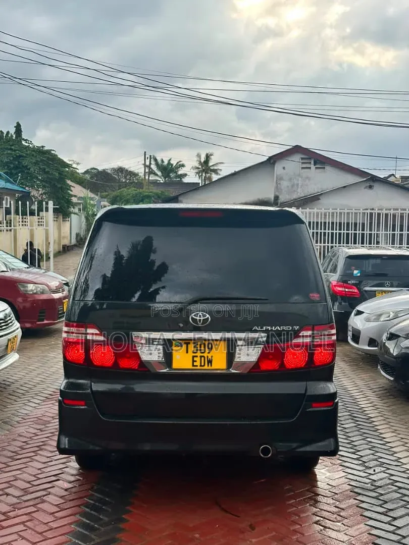 Toyota Alphard 2005 Black