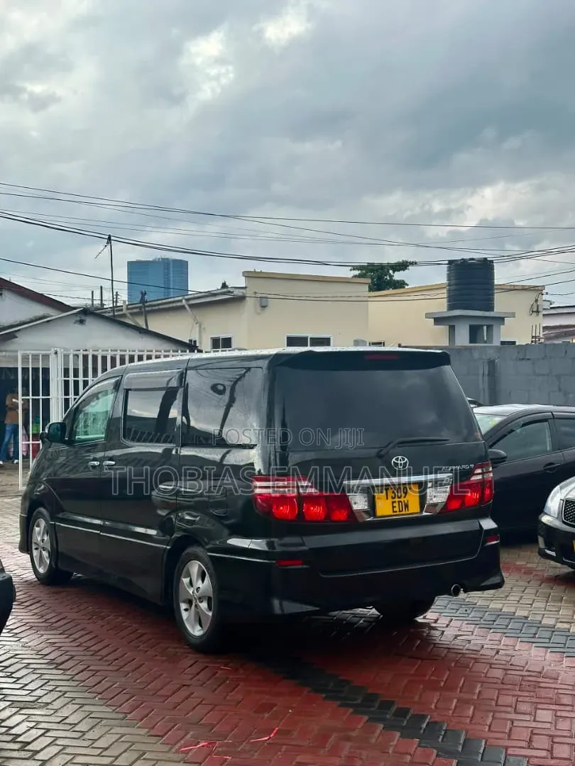 Toyota Alphard 2005 Black
