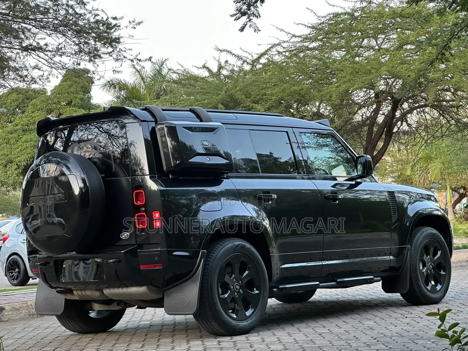 Land Rover Defender 2023 Matt Black