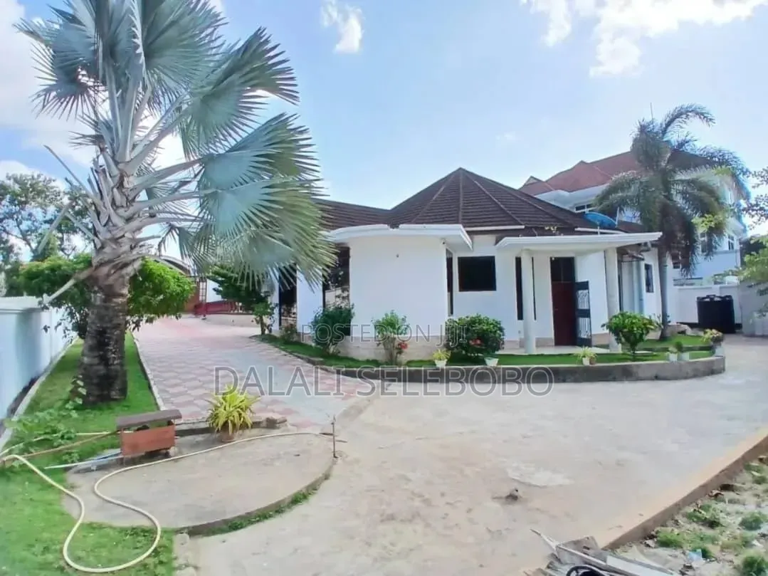3bdrm Bungalow in Kimara Temboni for rent