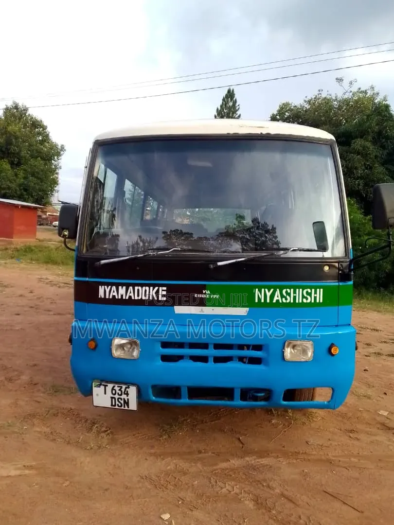 Nissan Civilian 2007 Blue