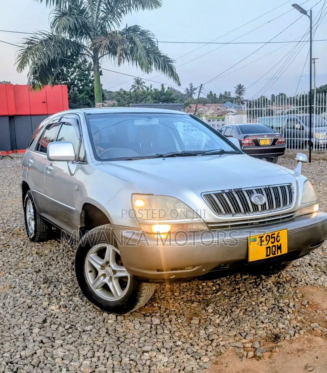 Toyota Harrier 2003 Beige