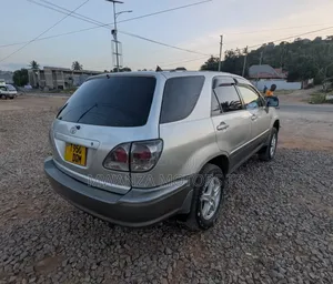 Toyota Harrier 2003 Beige