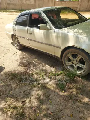 Toyota Cresta 2001 White