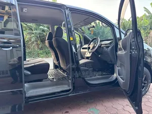 Toyota Noah 2010 Black