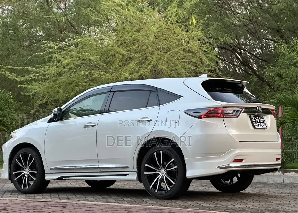 Toyota Harrier 2016 White