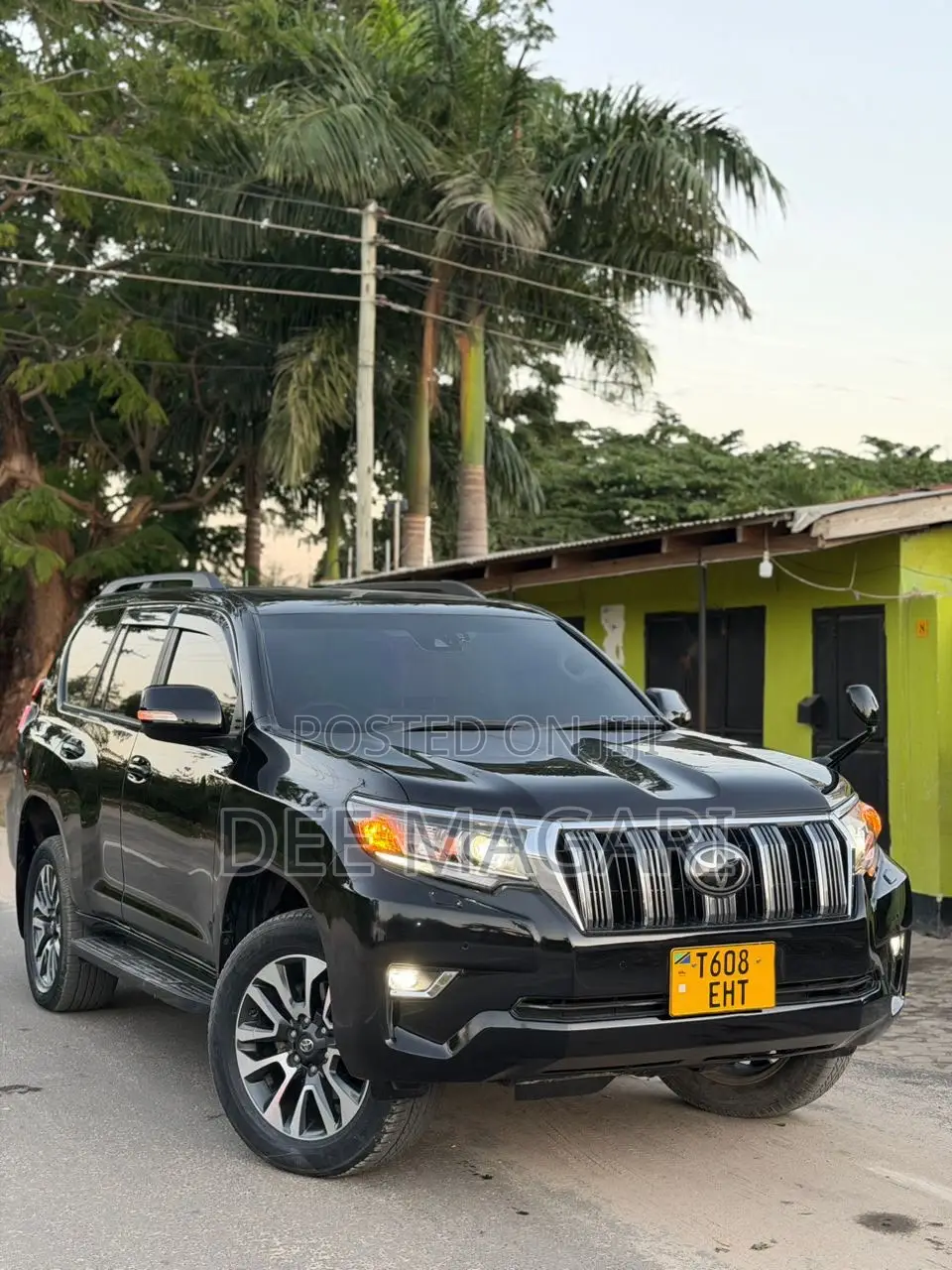Toyota Land Cruiser Prado 2022 Black