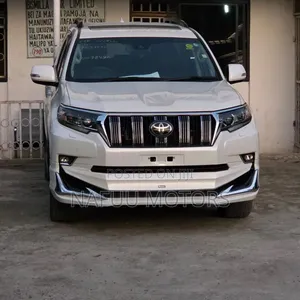 Toyota Land Cruiser Prado 2022 White