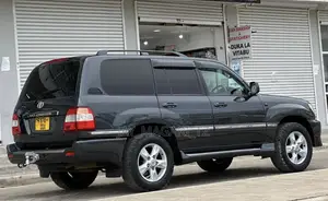 Toyota Land Cruiser 2005 Black