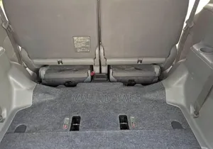 Toyota Sienta 2010 Gray