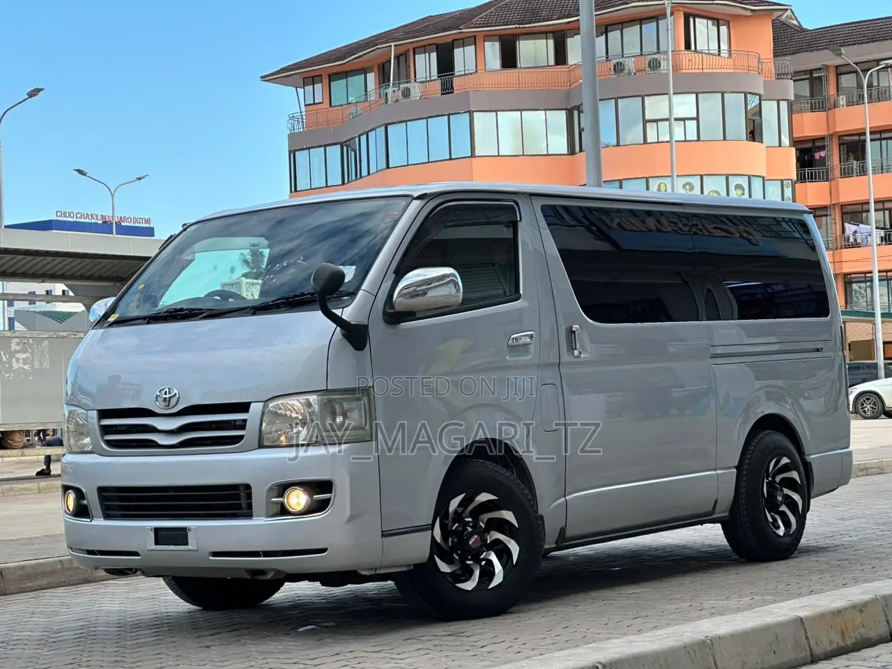 Toyota Quantum 2005 Silver