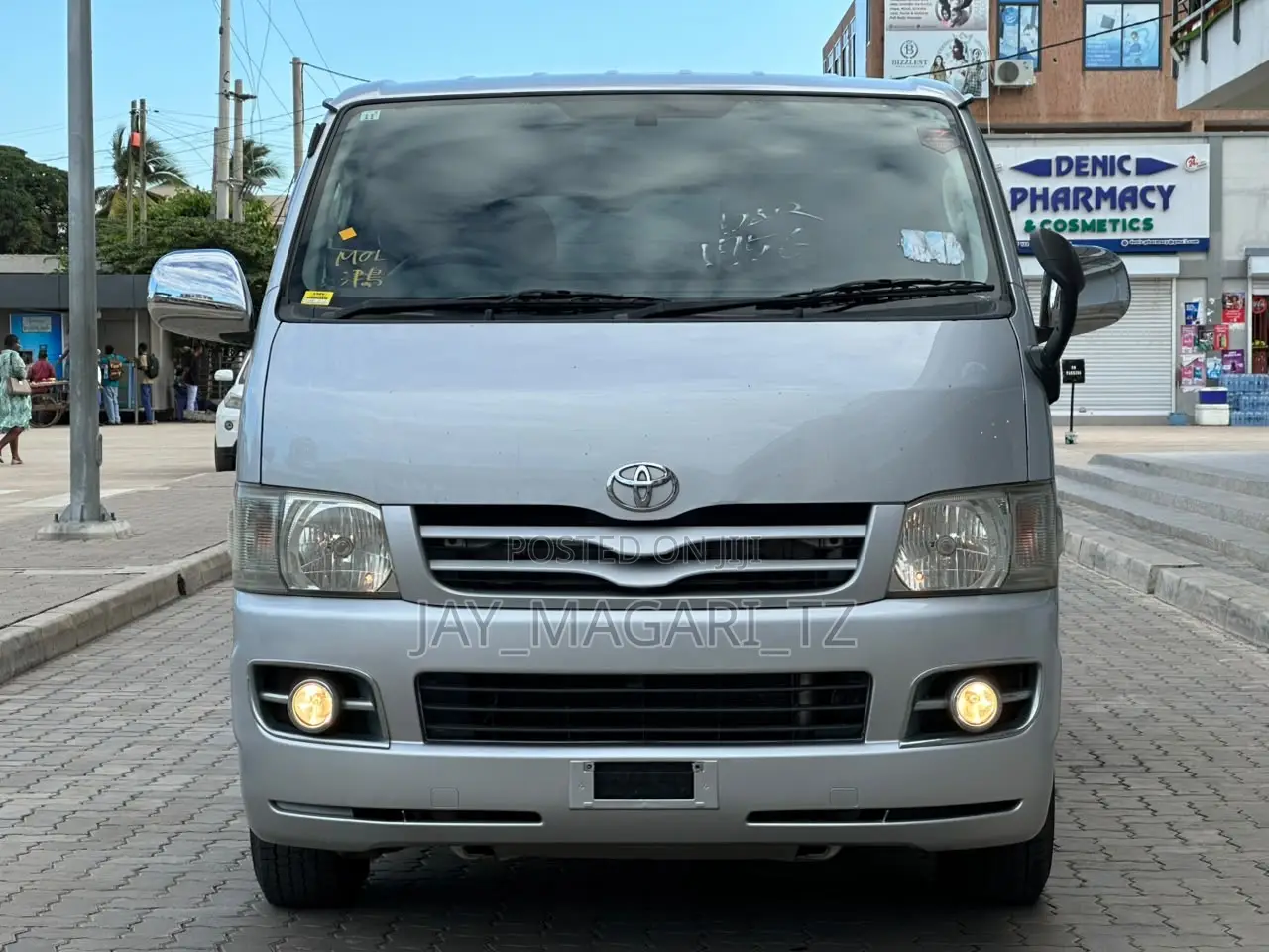 Toyota Quantum 2005 Silver
