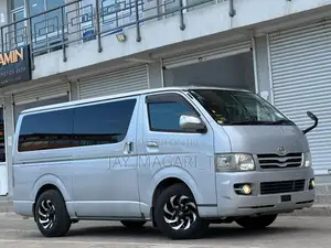 Toyota Quantum 2005 Silver