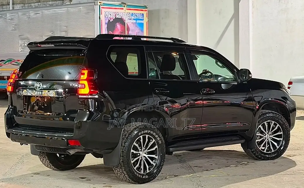 Toyota Land Cruiser Prado 2020 Black