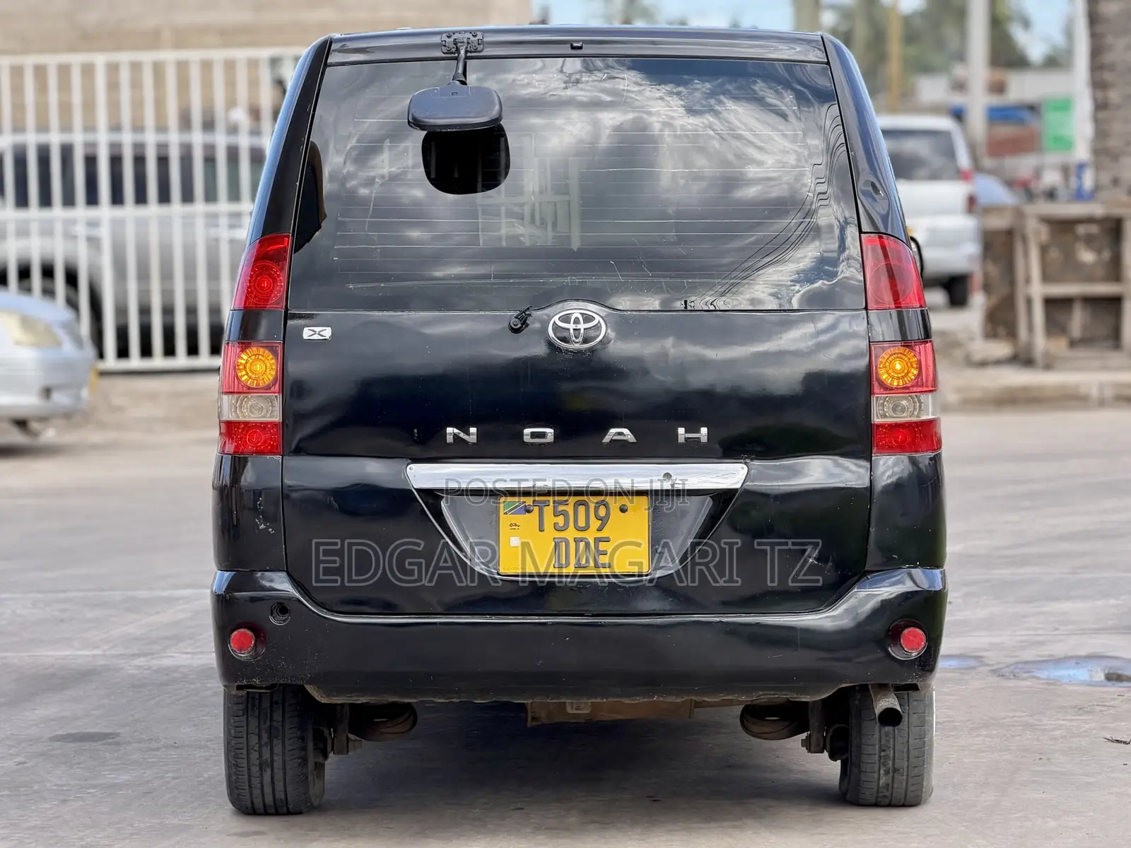 Toyota Noah 2007 Black