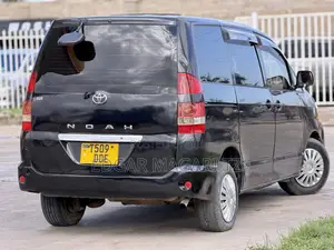 Toyota Noah 2007 Black