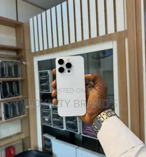 New Apple iPhone 15 Pro 128 GB White